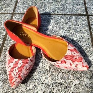 Pink and white lace floral flats